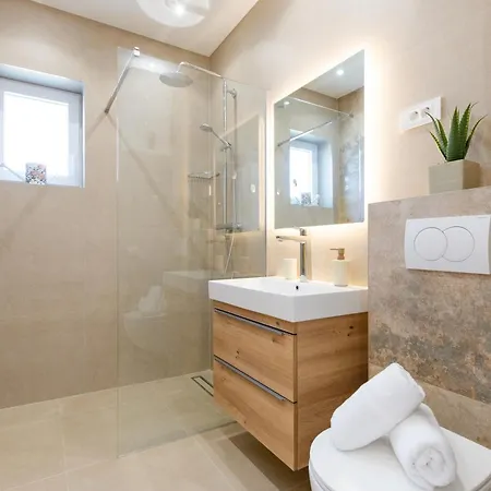 Luma Diklo Appartement Zadar