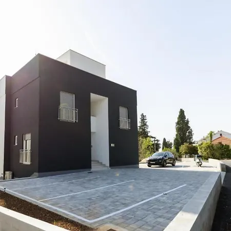 Luma Diklo * Zadar