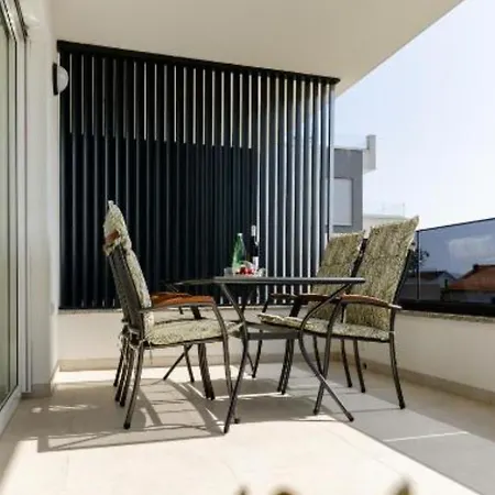 Apartment Luma Diklo Zadar